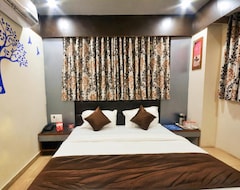 Khách sạn OYO 2336 Hotel Shri Krishna Palace (Ahmedabad, Ấn Độ)