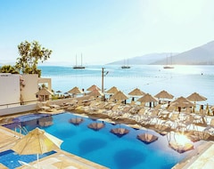 Khách sạn Mi Casa Beach Hotel (Torba, Thổ Nhĩ Kỳ)