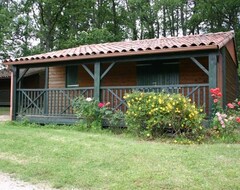 Resort/Odmaralište Village Vacances et Camping du Lac (Boulogne-sur-Gesse, Francuska)