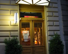 Otel Pension Brezina (Prag, Çek Cumhuriyeti)