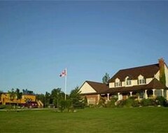 Bed & Breakfast Clearview Station & Caboose B&B (Stayner, Canada)