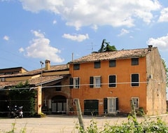 Khách sạn Agriturismo Camattei (Pescantina, Ý)