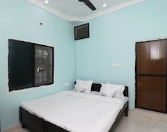 SPOT ON 37040 Hotel Ayushman Palace (Bilaspur, India)