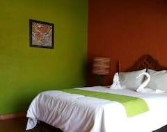 Khách sạn Mi Hotel (Tequisquiapan, Mexico)