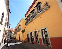 Khách sạn Casona Alonso 10- Hotelito Mexicano (Irapuato, Mexico)