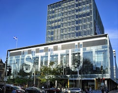 Khách sạn Hotel De L'Ithq (Montréal, Canada)