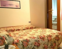 Khách sạn Boomerang (Porto Viro, Ý)