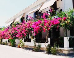 فندق Hotel Angeliki (Ireon, اليونان)
