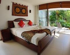 Hotel Casuarina Shores Apartment (Patong Beach, Thailand)