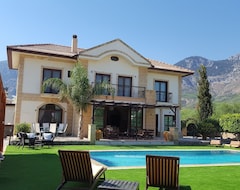 Hotel Large Luxury Villa With Private Swimming Pool In Lapta, North Cyprus. (Lapta, Cipar)
