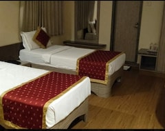 Hotel Surya International (Solapur, India)
