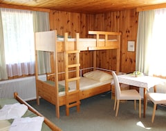 Khách sạn Waldrast (Wolfsberg im Lavanttal, Áo)