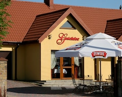 Hotel Gościniec (Chełm, Poland)