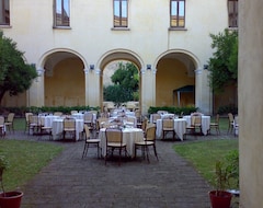 Otel Casa dell'Umana Accoglienza (Acerra, İtalya)