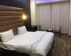 Hotel Vibhav Grand (Haridwar, India)