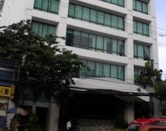 Holiday Plaza Hotel (Cebu City, Filipinler)