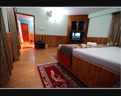 Hotel Gangri Home Stay & Cottage (Manali, India)
