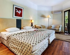 Khách sạn JEANS CLUB HOTELS SAPHIRE (Kemer, Thổ Nhĩ Kỳ)