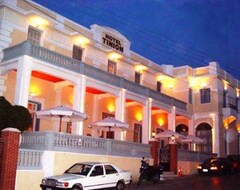 Khách sạn Tinion (Tinos - Chora, Hy Lạp)
