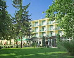 Hotel Real (Balatonföldvár, Macaristan)