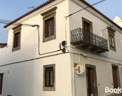 Toàn bộ căn nhà/căn hộ Casa Da Praca (Mourão, Bồ Đào Nha)