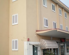 Khách sạn New Zio Cataldo (Corato, Ý)
