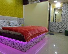 Otel Radhe Krishna Kutch (Bhuj, Hindistan)