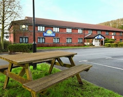 Khách sạn Days Inn Michaelwood (Tortworth, Vương quốc Anh)