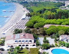 Hotel Dogan Paradise Beach (Özdere, Turkey)