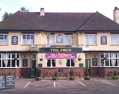 Hotelli The Swan Inn (Cranfield, Iso-Britannia)