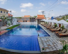 Khách sạn Kampong Thom Palace Hotel (Kampong Thom, Campuchia)