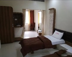Khách sạn Hotel Pushpak (Satara, Ấn Độ)