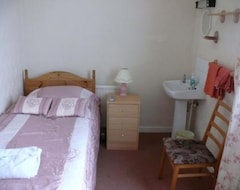 Hotel The Firs Bed And Breakfast (Plymouth, United Kingdom)
