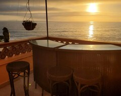 Koko talo/asunto Beachfront - Spectacular Luxury Single Family Home/views - Newly Renovated (Tijuana, Meksiko)