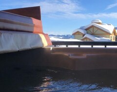 Cijela kuća/apartman Renovated, Ground Floor, Ski-in/out Condo W/ Private Hot Tub & Shared Pool (Beaverdell, Kanada)