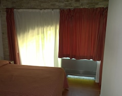 Casa rural Blue Garibaldi Room & Breakfast (Soragna, İtalya)