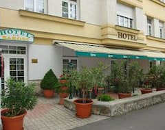 Hotel Baross (Győr, Hungría)