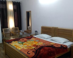 Hotel OYO Ranipur Mod Near Prem Ashram (Haridwar, India)