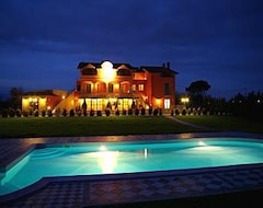Khách sạn Hotel Villa La Reggia (Altopascio, Ý)