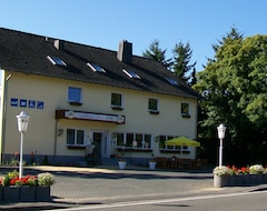 Khách sạn Landhaus Eifelsicht (Hellenthal, Đức)