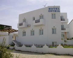Hotel Ostria -Milos (Kamares, Yunanistan)