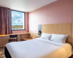 Hotelli B&B HOTEL Calais Terminal Cité de l'Europe (Coquelles, Ranska)