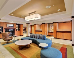 Khách sạn Fairfield Inn & Suites by Marriott Milwaukee Airport (Oak Creek, Hoa Kỳ)