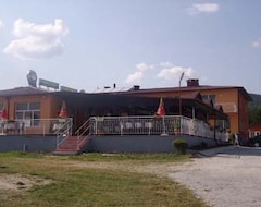 Khách sạn Sarnitsa (Sarnica, Bun-ga-ri)