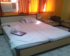 Hotel Ayodhya (Chiplun, India)