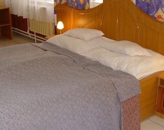 Hotelli Sissi Pension Vonyarcvashegy-Balaton (Vonyarcvashegy, Unkari)