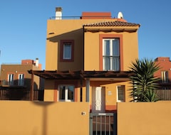 Tüm Ev/Apart Daire Luxury Child Friendly Villa + Private Heated Pool & Optional Safety Fence (Corralejo, İspanya)