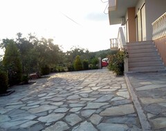 Hele huset/lejligheden Nastas (Loutsa, Grækenland)