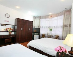 Luxury Backpakers Hotel (Hanoi, Vietnam)