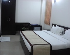 Hotelli OYO 360 Hotel Manzil (Delhi, Intia)